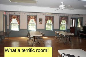 gal/House Tour - Capt. Charles Leonard House/tn_Dcp 2030.jpg